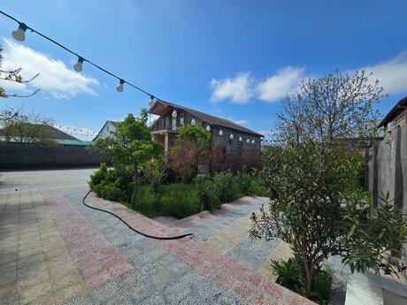 4 otaqlı həyət evi/bağ evi - Binə q. - 150 m²