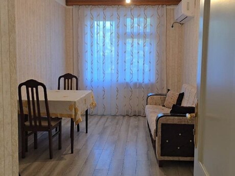 3 otaqlı köhnə tikili - Nəriman Nərimanov m. - 65 m²
