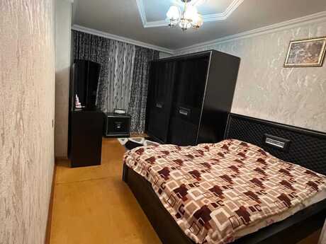5 otaqlı köhnə tikili - Nizami r. - 115 m²