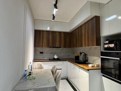 2 otaqlı yeni tikili - Nəsimi r. - 70 m²