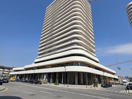 3 otaqlı yeni tikili - Ağ şəhər q. - 177 m²