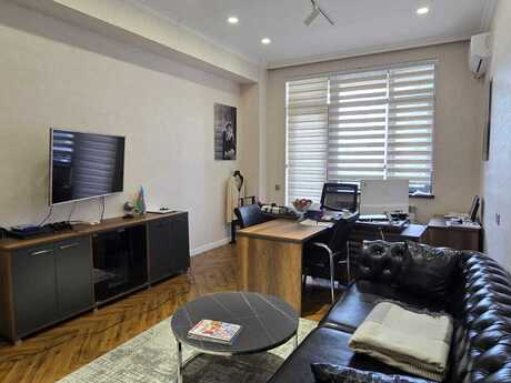 5 otaqlı ofis - Koroğlu m. - 220 m²