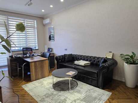 5 otaqlı ofis - Koroğlu m. - 220 m²