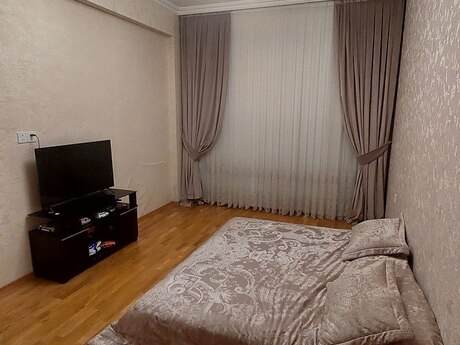 2 otaqlı yeni tikili - İnşaatçılar m. - 85 m²