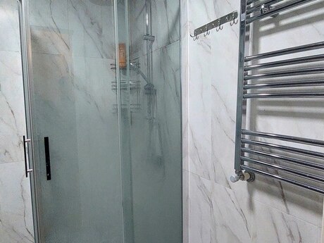 İnşaatçılarda 2 otaqlı yeni tikili mənzil kirayə verilir, 85 m², 750 AZN/ay, şəkil 5 / 12