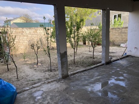 3 otaqlı həyət evi/bağ evi - Ceyranbatan q. - 70 m²