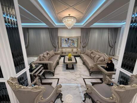 8 otaqlı həyət evi/bağ evi - Novxanı q. - 760 m²