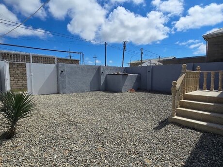 3 otaqlı həyət evi/bağ evi - Binə q. - 100 m²