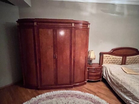 4 otaqlı yeni tikili - Nərimanov r. - 191.4 m²