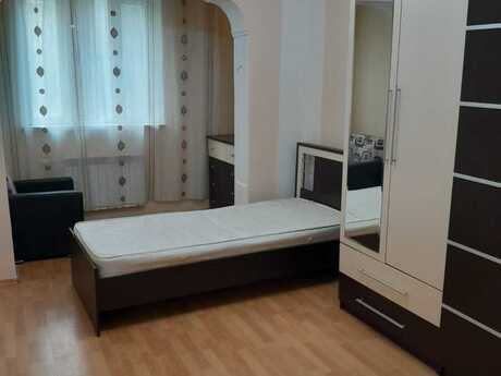 3 otaqlı köhnə tikili - Azadlıq Prospekti m. - 80 m²