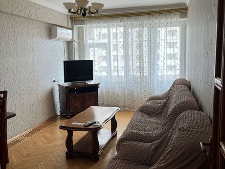 2 otaqlı köhnə tikili - Yasamal q. - 74 m²