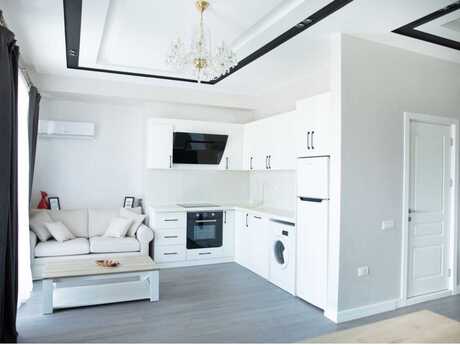 Объявление №6073603 - Баку, м. 28 мая, 2-комн., 60 м², 13/17 этаж