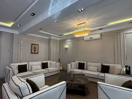 4-room apartment, 216 m², Deluxe Palace: 865 000 ₼ 2