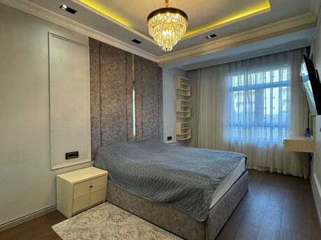 4-room apartment, 216 m², Deluxe Palace: 865 000 ₼ 4