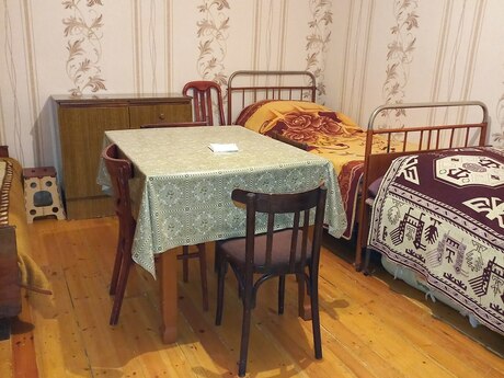 1 otaqlı həyət evi/bağ evi - 7-ci mikrorayon q. - 20 m²