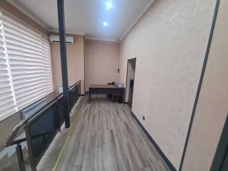 6 otaqlı ofis - Səbail r. - 135 m²