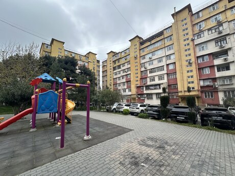 4 otaqlı köhnə tikili - Xalqlar Dostluğu m. - 110 m²