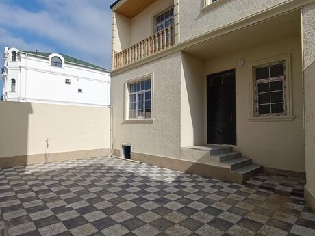 6 otaqlı həyət evi/bağ evi - Xırdalan - 160 m²