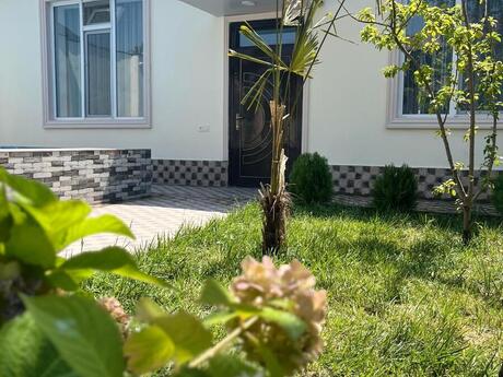 4 otaqlı həyət evi/bağ evi - Qəbələ - 130 m²