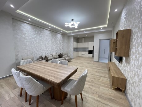 2 otaqlı yeni tikili - 28 May m. - 95 m²