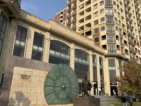 2 otaqlı yeni tikili - 28 May m. - 100 m²