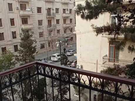 2 otaqlı köhnə tikili - İçəri Şəhər m. - 58 m²