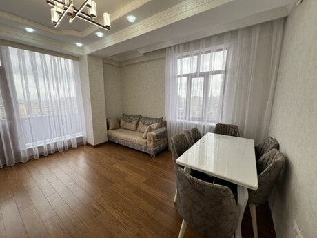 2 otaqlı yeni tikili - İnşaatçılar m. - 67 m²