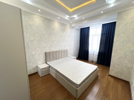 2 otaqlı yeni tikili - İnşaatçılar m. - 67 m²