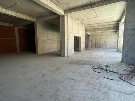 Obyekt - Elmlər Akademiyası m. - 644 m²