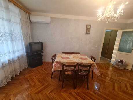 2 otaqlı köhnə tikili - İnşaatçılar m. - 55 m²