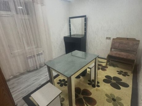 3 otaqlı həyət evi/bağ evi - Hövsan q. - 70 m²