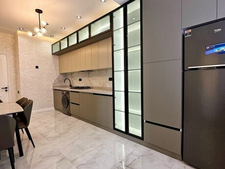 3-комн. новостройка - м. Гянджлик - 114 м²