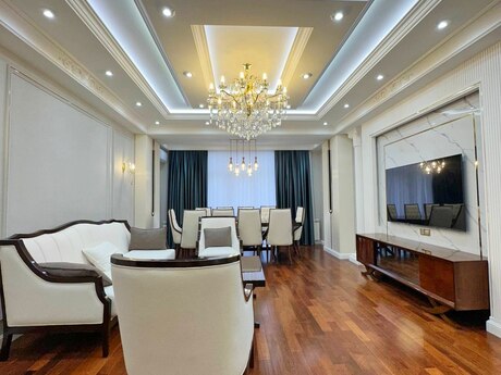 4-комн. новостройка - м. Нариман Нариманов - 175 м²
