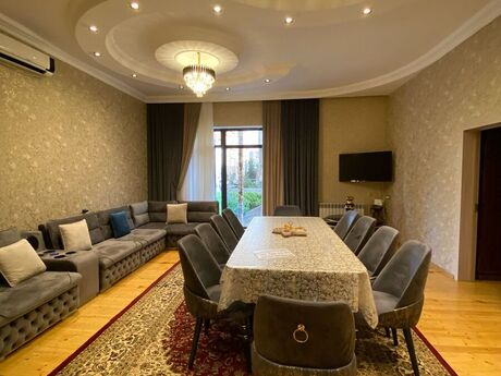 6 otaqlı həyət evi/bağ evi - İnşaatçılar m. - 250 m²