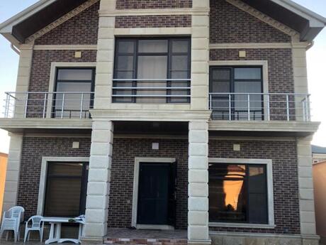 4 otaqlı həyət evi/bağ evi - Şüvəlan q. - 200 m²