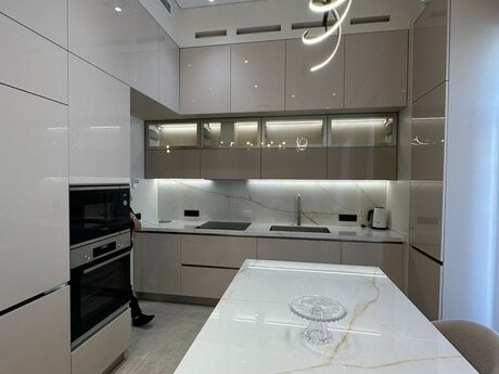 Kirayə 3 otaqlı mənzil, 95 m², Knightsbridge Residence White City: 3 000 ₼/ay 3