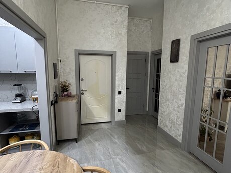 3 otaqlı yeni tikili - Elmlər Akademiyası m. - 105 m²
