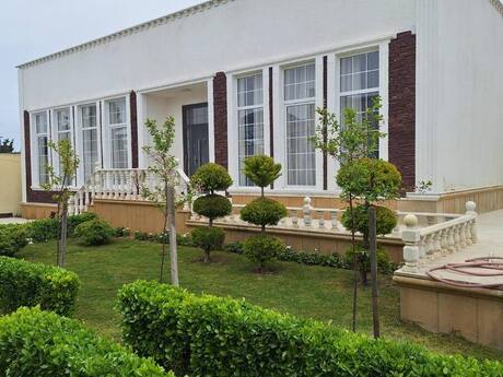 4 otaqlı həyət evi/bağ evi - Mərdəkan q. - 190 m²
