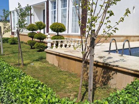 4 otaqlı həyət evi/bağ evi - Mərdəkan q. - 190 m²