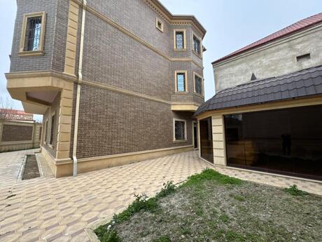 10 otaqlı həyət evi/bağ evi - Həzi Aslanov q. - 510 m²