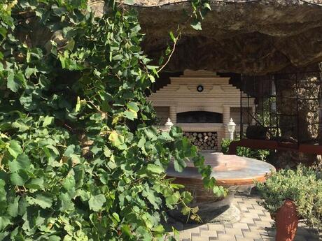7 otaqlı həyət evi/bağ evi - Mərdəkan q. - 650 m²