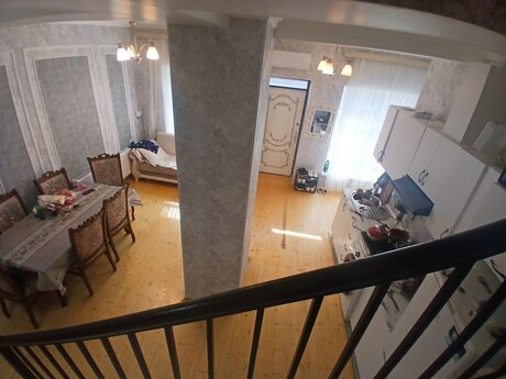 4 otaqlı həyət evi/bağ evi - Binə q. - 110 m²