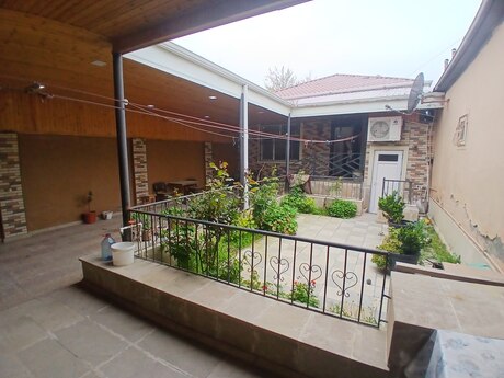 3 otaqlı həyət evi/bağ evi - Binə q. - 120 m²