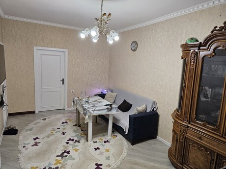 2 otaqlı köhnə tikili - Memar Əcəmi m. - 50 m²