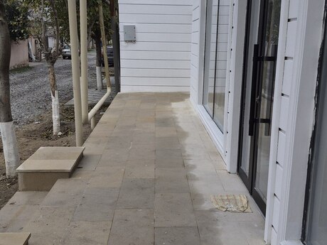 Obyekt - Binə q. - 200 m²