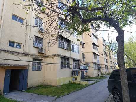 1 otaqlı köhnə tikili - Neftçilər m. - 35 m²