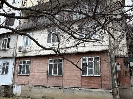 2-комн. вторичка - м. Азадлыг проспекти - 65 м²