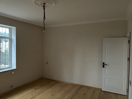 3 otaqlı həyət evi/bağ evi - Buzovna q. - 100 m²