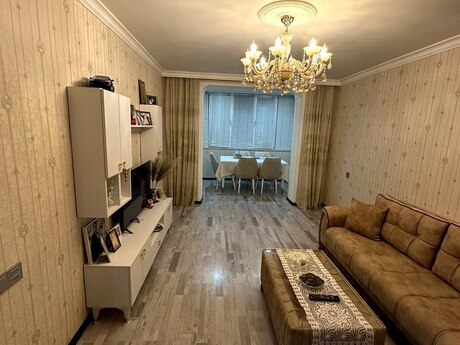 Elan №6074395 - Bakı, Həzi Aslanov m., 3 otaqlı, 70 m², 1/5 mərtəbə
