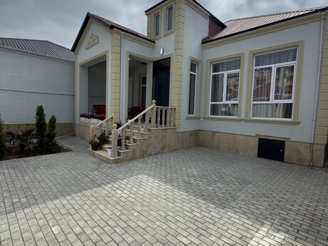 4 otaqlı həyət evi/bağ evi - Məmmədli q. - 140 m²